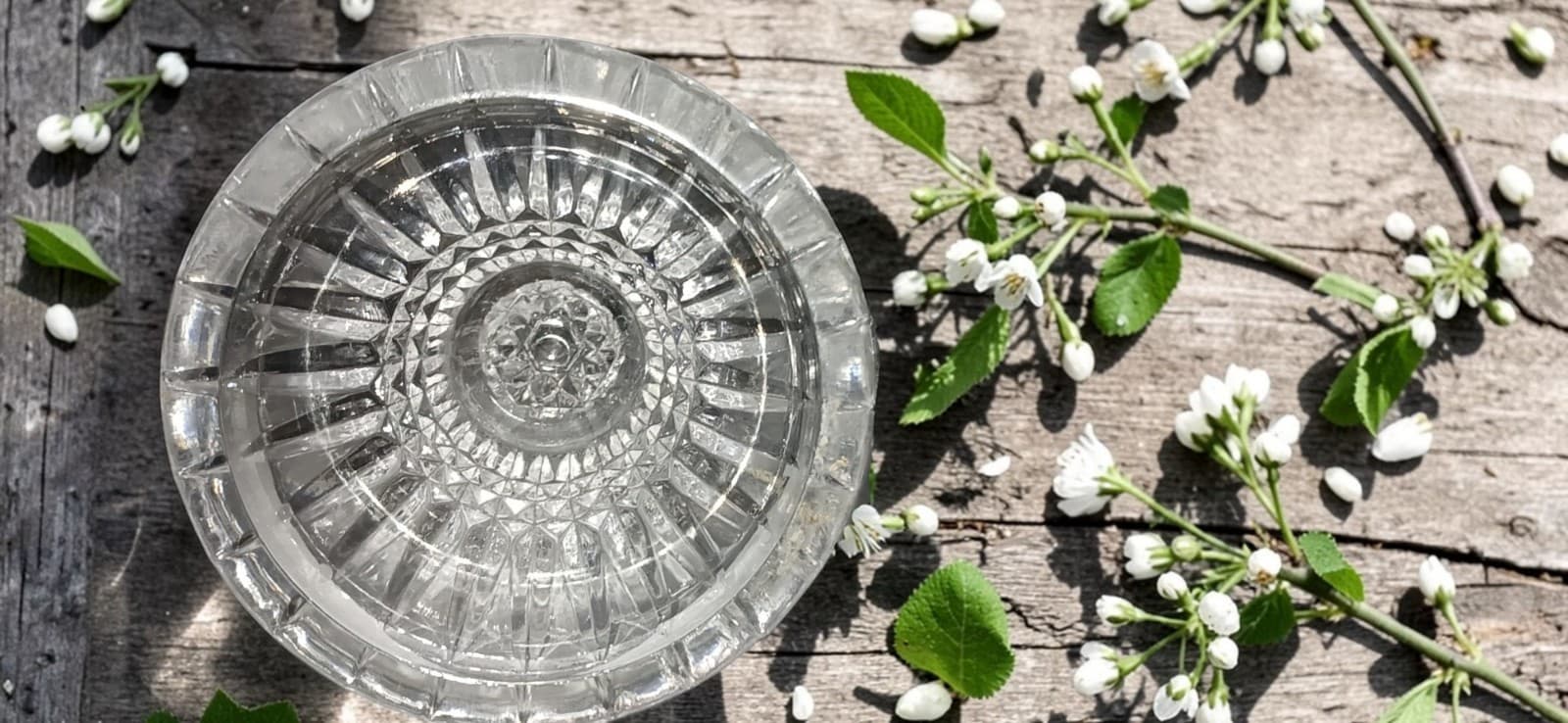 Vintage Indiana Glass Tiara Facets Candlestick Holders Clear Pressed Glass Pair - Thumbnail 2