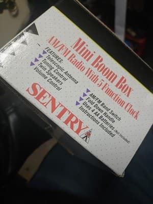 Boombox sentrya AM/FM Radio with 5 function clock mini boombox MBBR2 - Thumbnail 5