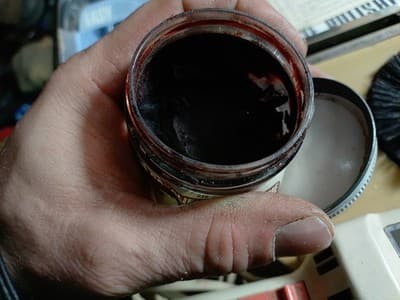 Vintage GE Shoe Polisher Model SP2 with brushes and case - Thumbnail 4