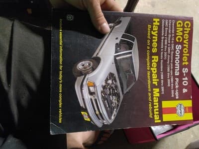 Chevy s-10 and GMC Sonoma Pick-ups 24071 *FREE SHIPPING* - Image 1