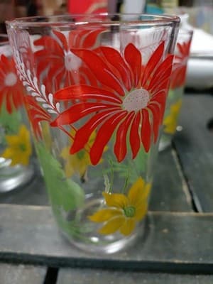 Vintage Hazel Atlas Garden Variety Floral Tumblers - Set of 4 - Excellent MCM - Thumbnail 4