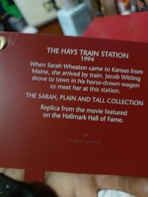 Hallmark 1994 Sarah Plain and Tall Collection The Hays Train Station Christmas - Thumbnail 4