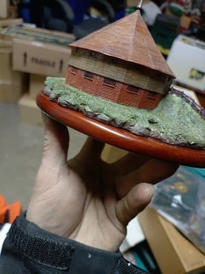 Village Ertl George Washington 16-Sided Barn Porcelain Mt Vernon 1997 With Box - Thumbnail 3