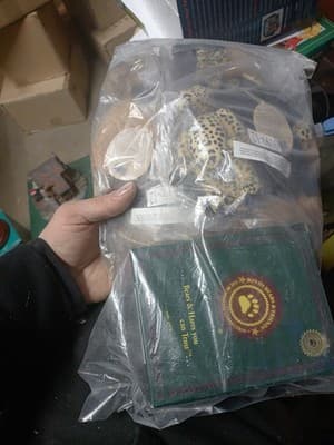 The Boyds Collection Balley And Mathew Ornaments And Plush Bears Wearing The... - Thumbnail 12