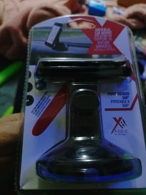 Xit Universal Car Mount With Suction Grip, Pivot Rotates 360° - Image 1