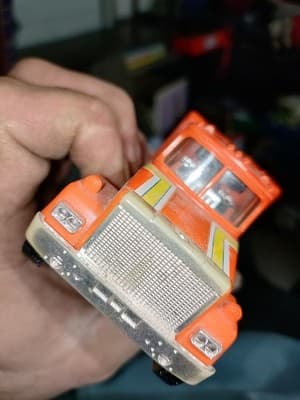 1984 Bandai Transformer - Thumbnail 4