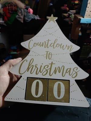 Wooden Christmas Tree 🎄 Countdown to Christmas Accent piece-10 inches Tall. - Image 1