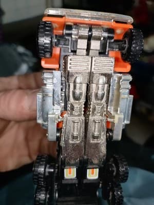 1984 Bandai Transformer - Thumbnail 3