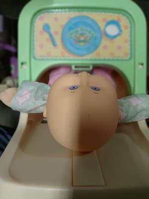 Huge Lot Of Cabbage Patch Kids. /Doll /Car Seat /Trike /Lunch Box /Highchair - Thumbnail 4