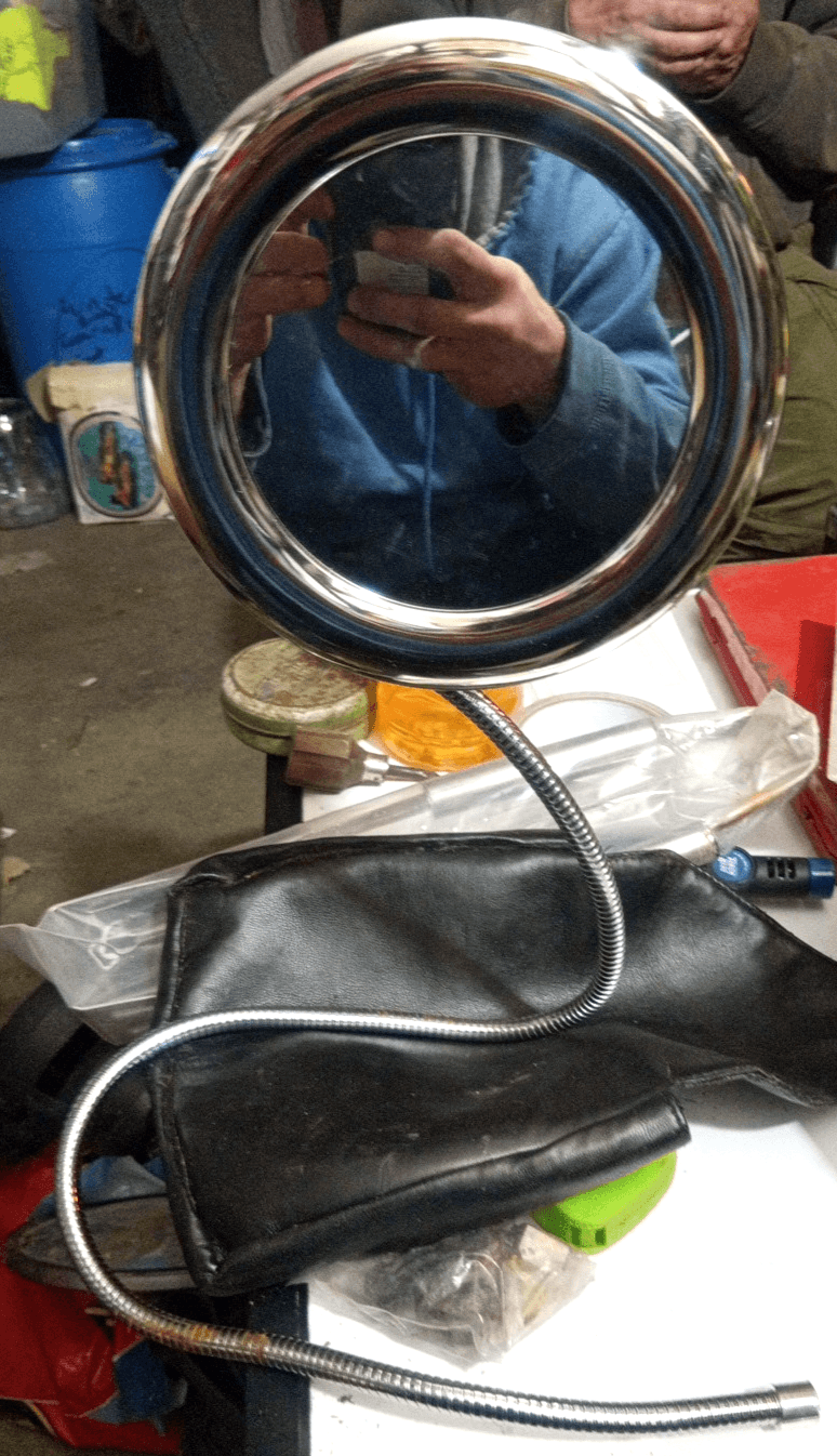 Portable Hanging Vanity Mirror / Faux Leather Case, Regular & Magnifying Side §* - Image 1