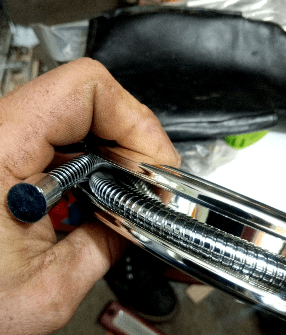 Portable Hanging Vanity Mirror / Faux Leather Case, Regular & Magnifying Side §* - Thumbnail 4