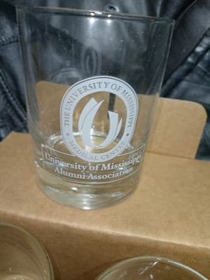 Set of 4 University of Mississippi Medical Center UMMC Alumni Association... - Thumbnail 4