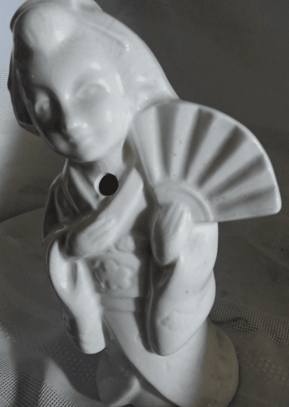 Vintage Benihana Geisha ceramic mug- Japan (Has Crazing) - Thumbnail 2