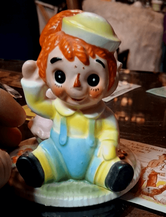 1970s Raggedy Ann and Andy Rotating Music Box. TOP ONLY NO BOX - Image 1