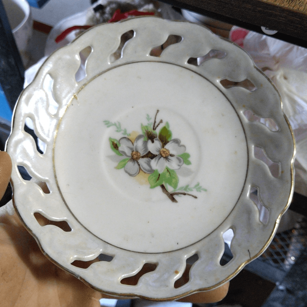 Vintager Cup and Saucer APPLE BLOSSOM Gold Trim, Footed Cup Reticulated Saucer, - Thumbnail 5