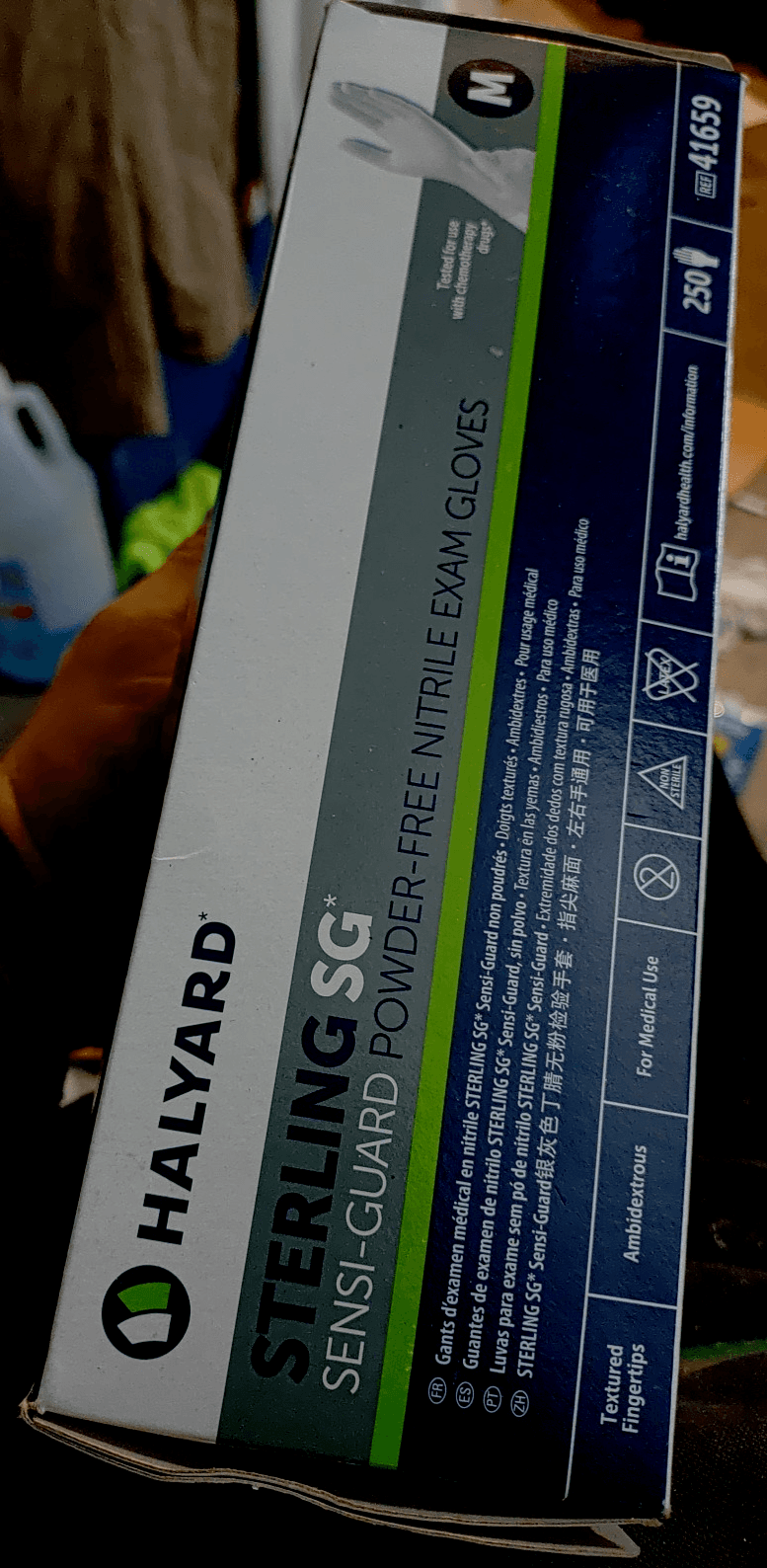 Halyard 41659 Sterling SG PowderFree Nitrile Exam Gloves Med Exp 4/25 250 1 Box - Thumbnail 4