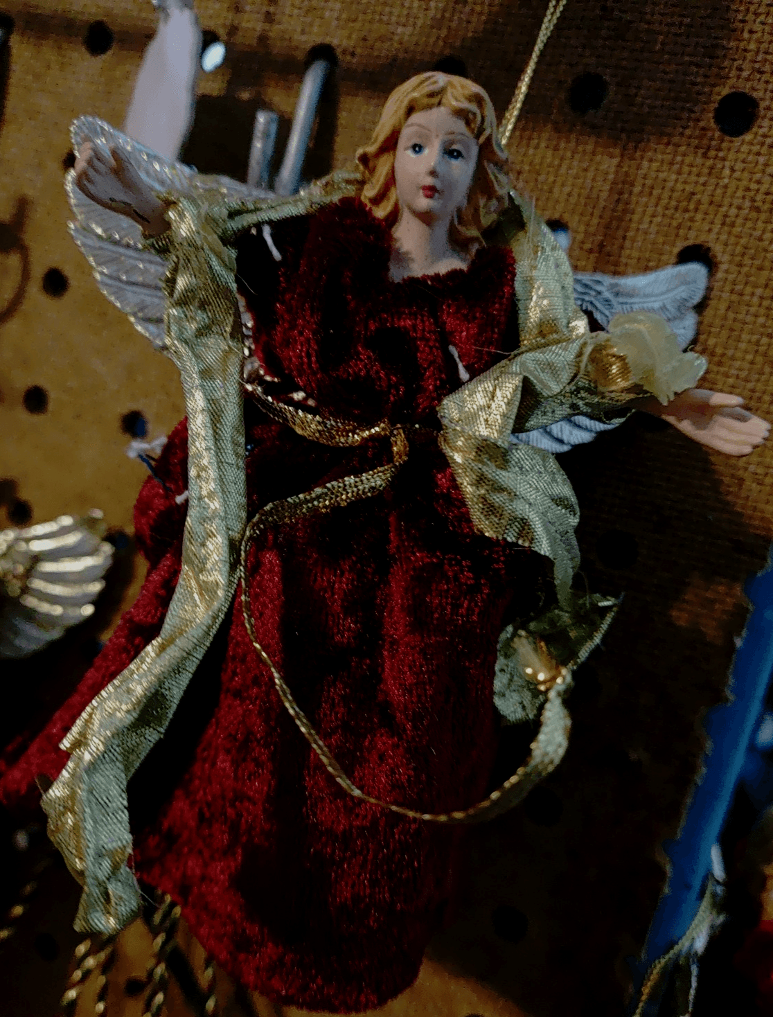 lot of vintage christmas tree decorations. 4 Angels And 4 Copper Mini Trumpets - Thumbnail 2