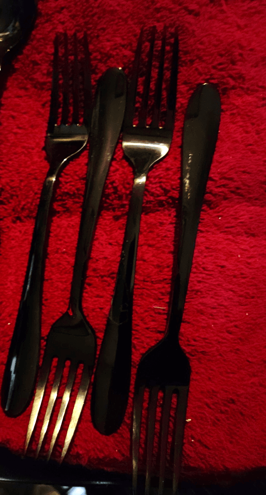 19 Piece Cambridge, Delia Black Satin Chromium Silverware Set - Thumbnail 5