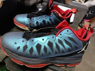 Jordan Chris Paul Size 6Y 535808-901 Iridescent Blue - Image 1