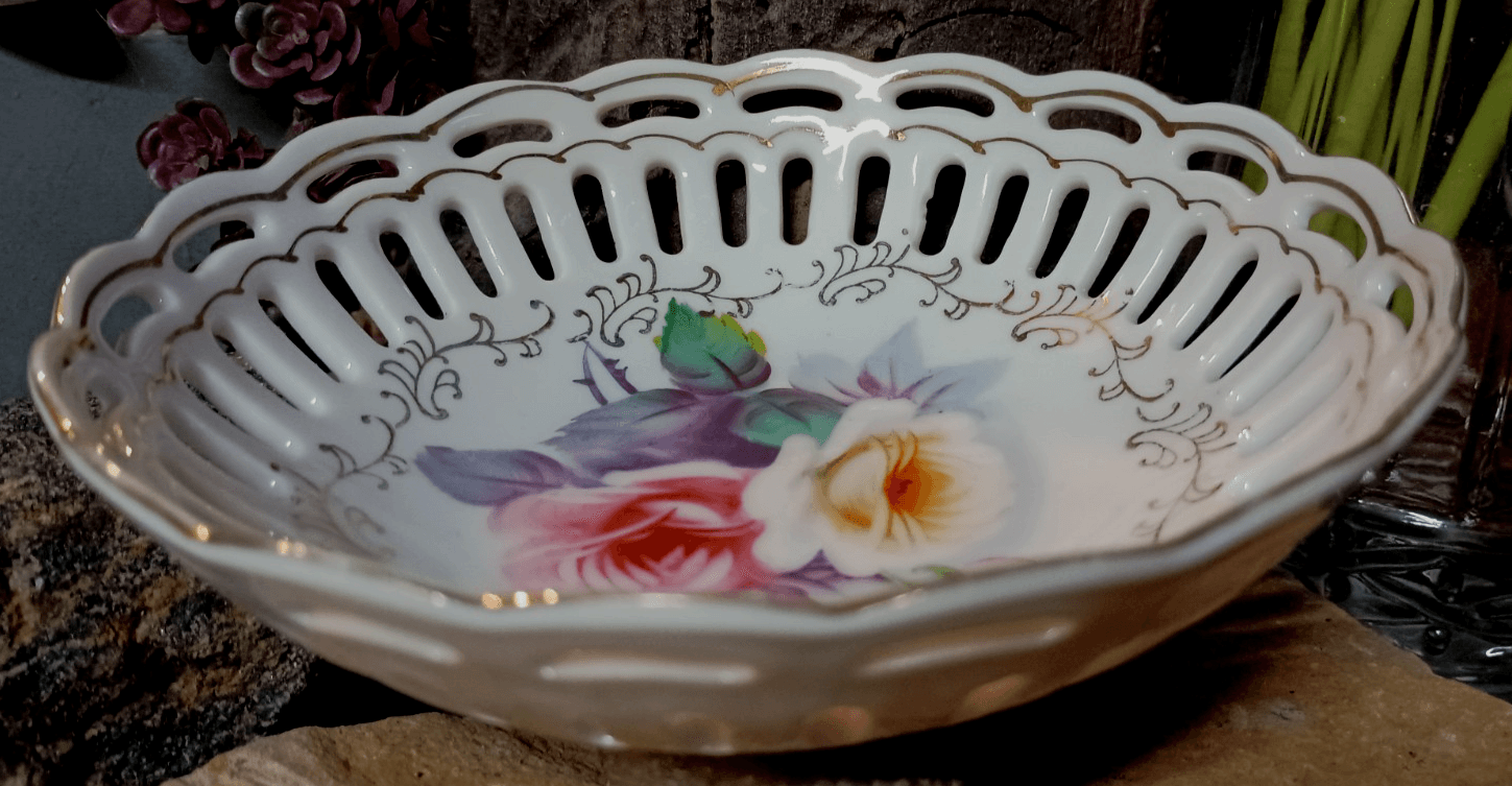 Vintage Hand Painted Japan Reticulated Porcelain 6" Candy Dish. - Thumbnail 2