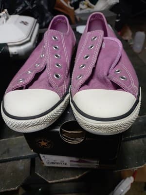 CONVERSE CHUCK TAYLOR CT AS DAINTY OX IRIS ORCHARD SIZE 6 - Image 1