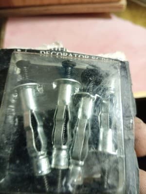 Lot Of Various Types Of Anchors. Plastic Anchors, Concrete Anchors,... - Thumbnail 10