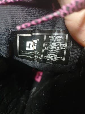 DC Shoes Nadene High Leg Winter Boots Women’s Size 7 Black Pink ADJB700004 - Thumbnail 6