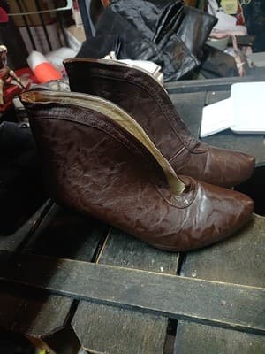 Monroe & Main Booties Studded Accents Heels Brown Size 8.5M - Thumbnail 5