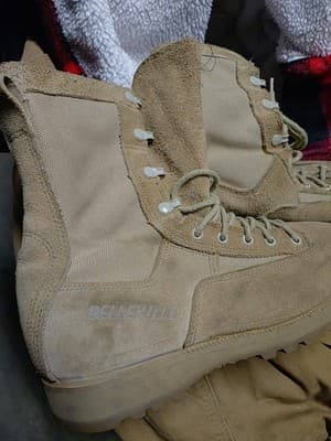 Belleville Desert Tan Gore-Tex Military Combat Boots Men's Sz 8 WIDE - Thumbnail 2