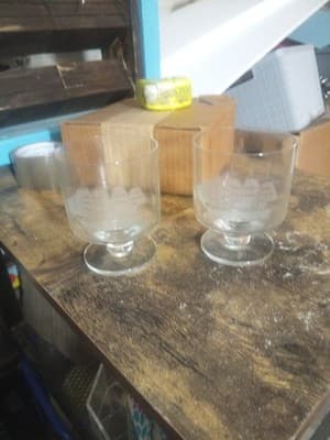 2 Vintage Toscony Clipper Ship Boat etched glasses - Image 1
