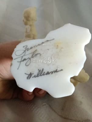 Boy On Limb Figurine By Francis Taylor Williams White Crushed Glass - Thumbnail 5