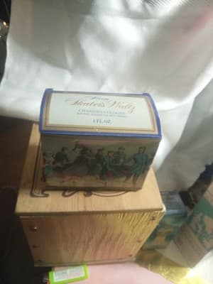 Avon Skater Waltz #535 - Image 1