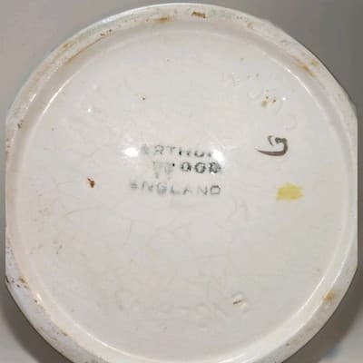 Item DescriptionItem Details:Maker: Arthur Wood & Son (Staffordshire, England) - Thumbnail 3