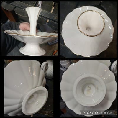 LENOX CREAM AND GOLD SCALLOPED EDGE DISH WITH FLUTED VASE IN CENTER - Image 1