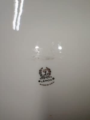 Vintage Lenox Woodland Centerpiece Bowl Ivory Porcelain Scalloped Acanthus 9.25" - Thumbnail 5