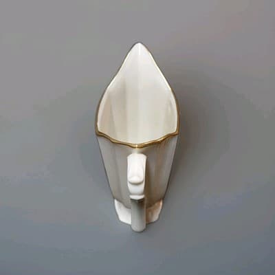 LENOX CREAM AND GOLD SCALLOPED EDGE DISH WITH FLUTED VASE IN CENTER - Thumbnail 6