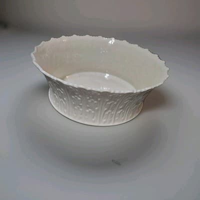 Vintage Lenox Woodland Centerpiece Bowl Ivory Porcelain Scalloped Acanthus 9.25" - Thumbnail 2