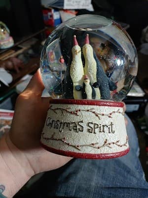 The Nature Of Christmas 2006 Penguin Club With Birds Very Cute Works - Image 1