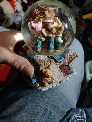 Teddy bear snow globe Story Time, Beach Vibe Musicbox - Image 1