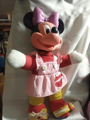 Vintage 1989 Mattel Walt Disney - Minnie Mouse Plush - Learn to Dress Me 15" PVC - Image 1