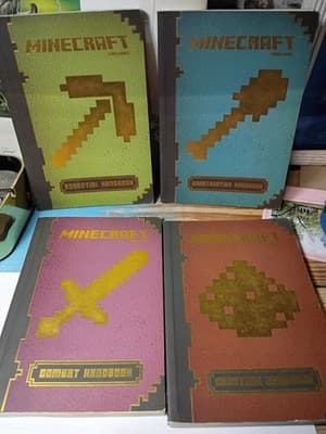 Minecraft Scholastic Handbook Set (4) - Essential, Construction, Combat,... - Thumbnail 2