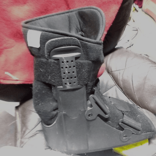 Medium Walking Air Boot Foot/Ankle Size Medium - Thumbnail 5