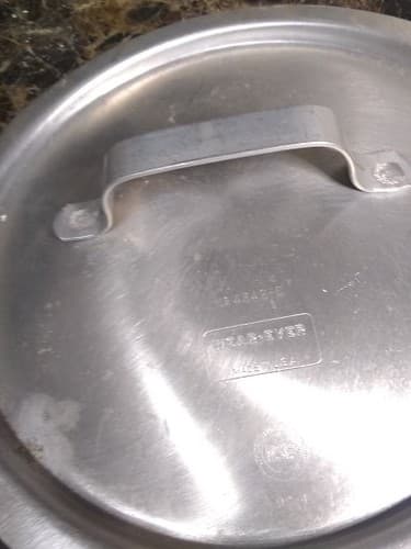 Wear.Ever 3 Piece Set: /4pc Egg Poacher /8" Frying Pan / Lid - Thumbnail 4