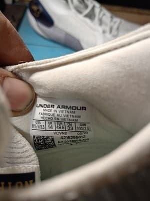 Under Armour HOVR Phantom 3 SE Notre Dame Team Issued #35 White Navy Size 15 - Thumbnail 11