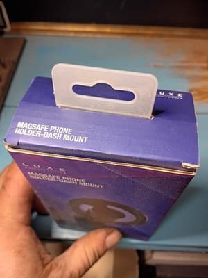 LUXE MagSafe Phone Holder Dash Mount – New In Box – Magnetic Car Mount - Thumbnail 5