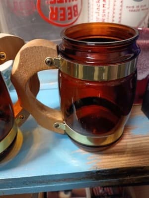 Vintage Siesta Ware Grain Belt Beer Amber Glass Mugs Wooden Handle Set of 3 - Thumbnail 4