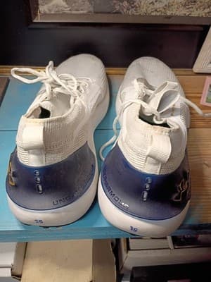 Under Armour HOVR Phantom 3 SE Notre Dame Team Issued #35 White Navy Size 15 - Thumbnail 5