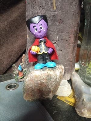 Halloween Vampire Bobblehead Figurine - Image 1