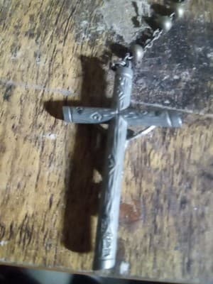 2 Necklaces With Jesus On The Cross. - Thumbnail 9