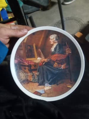 2 Norman Rockwell Mother's Day Plates 1981 And 1979 - Thumbnail 3